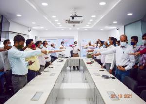 On the occasion of Vigilance Awareness Week 2021, an Integrity Pledge was administered to employees at NHSRCL Vadodara Office on 26th October 2021.