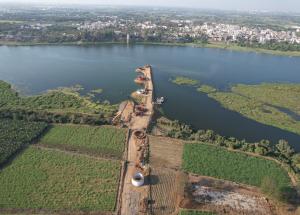 कुएं की नींव का काम प्रगति पर है, ताप्ती नदी @ Ch 275 किलोमीटर, सूरत जिला – फरवरी 2022