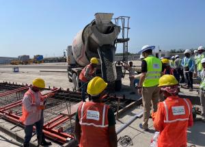 鉄筋コンクリート（RC）高速鉄道軌道訓練 日本の専門家によるMAHSR回廊用線路床建設