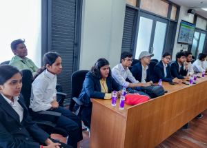 गति शक्ति विश्वविद्यालय के 52 छात्रों द्वारा NHSRCL के अहमदाबाद कार्यालय का दौरा किया गया