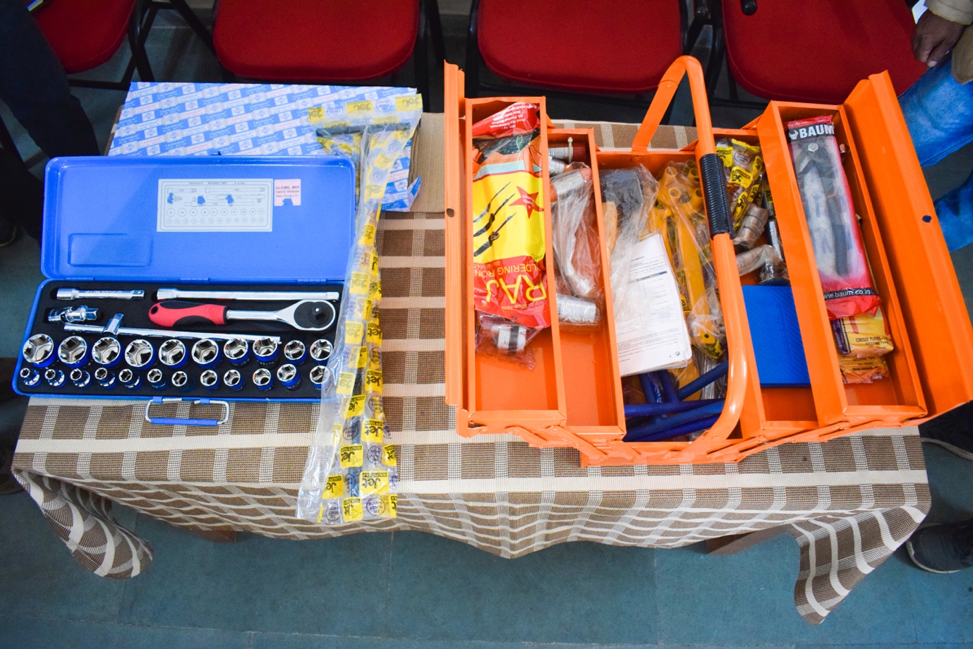 Tool box distributed during the ceremony