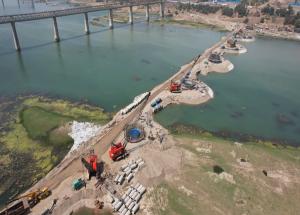 井戸の基礎工事が進行中、マヒ川@ Ch 417 kms、アナンド地区-2022年2月