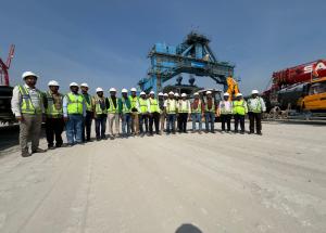 鉄道職員25名が研修の一環として新幹線プロジェクト現場を訪問