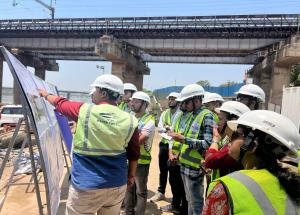 एल.डी. इंजीनियरिंग कॉलेज के छात्रो ने अहमदाबाद बुलेट ट्रेन स्टेशन और साबरमती नदी पुल निर्माण स्थल का दौरा किया