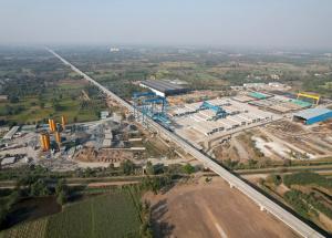 नवसारी जिला में कास्टिंग यार्ड और निर्माणाधीन वायाडक्ट, मार्च 2023