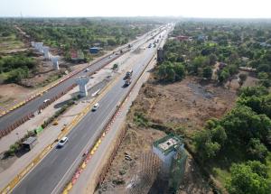वलसाड जिला में पियर का काम प्रगति पर जीएडी-9, अप्रैल 2023