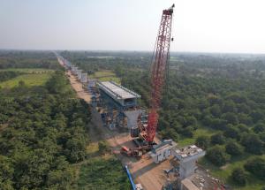 SBS工法による高架橋建設、ナヴサリ地区、2023年3月