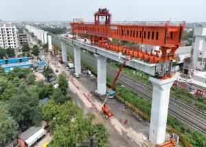 एसबीएस (ओवर-स्लंग) विधि से एमएएचएसआर वायाडक्ट निर्माण, भरूच जिला, अक्टूबर 2023