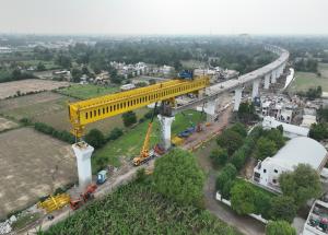 एसबीएस (ओवर-स्लंग) विधि से एमएएचएसआर वायाडक्ट निर्माण, वडोदरा जिला