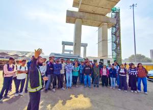Students of Vishwakarma Government Engineering College, Ahmedabad visited Sabarmati river site