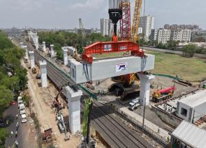 Heaviest portal beam launched over Indian Railway tracks in Ahmedabad on 8th April 2026