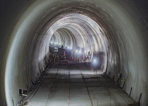 マハラシュトラ州のBKCとシルファタを結ぶ21kmのトンネルのうち、5kmのNATMトンネルの建設工事が完了しました
