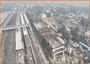 अहमदाबाद एचएसआर स्टेशन पर कार्य प्रगति पर है